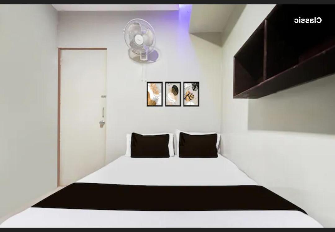 Selfie Rooms Surat Dış mekan fotoğraf